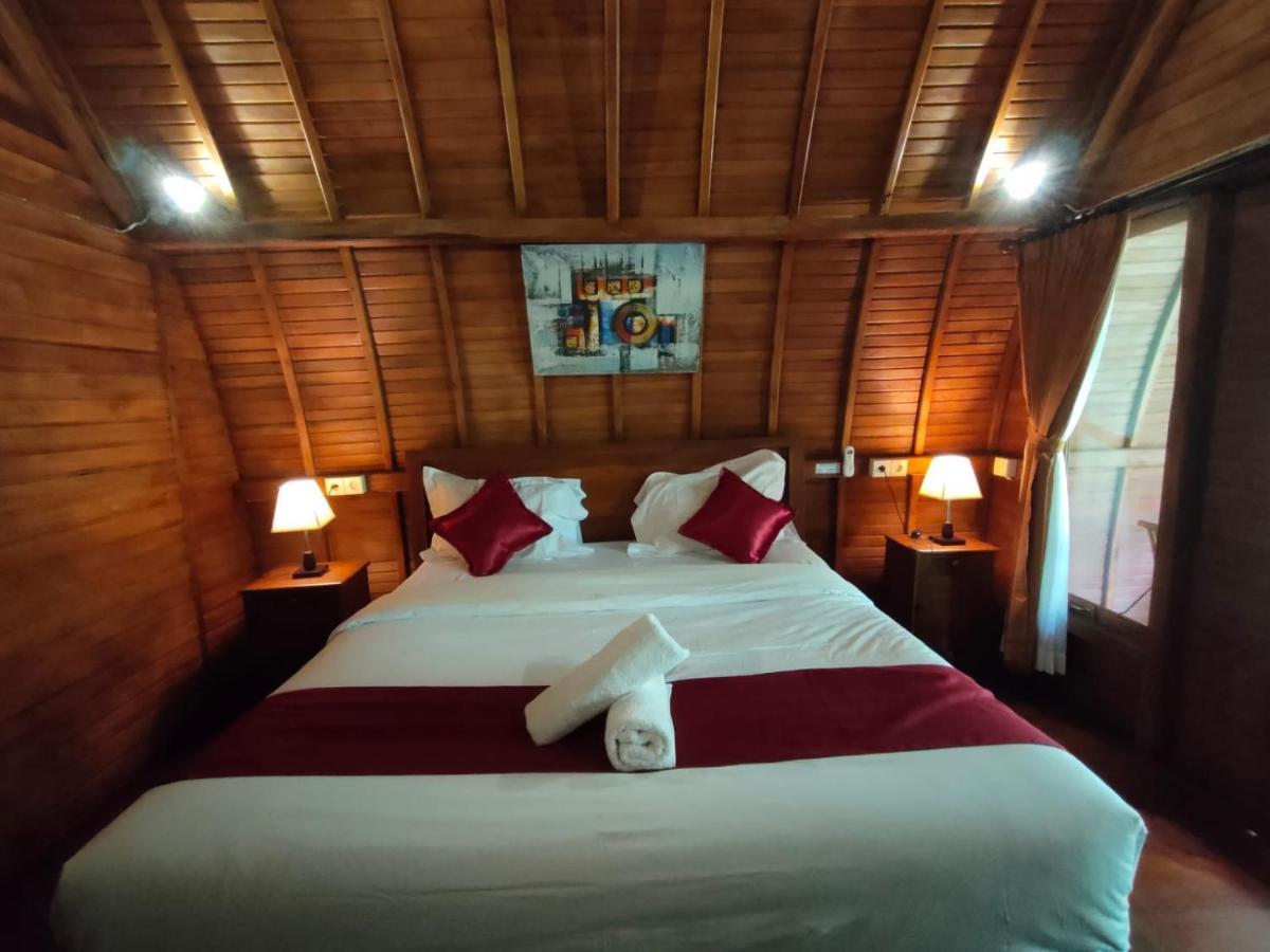 Bougainvillea Bungalow Batumadeg Eksteriør billede