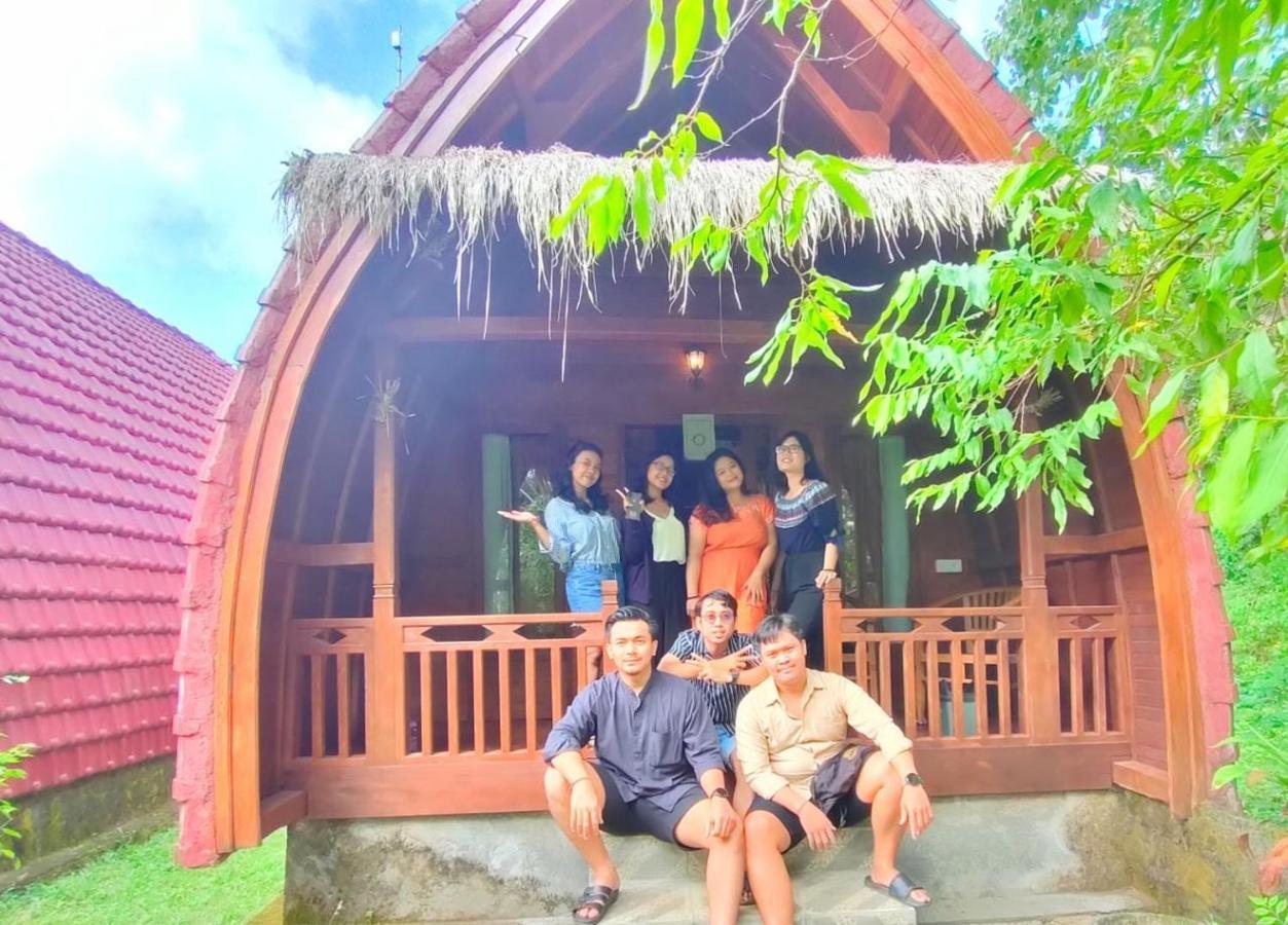 Bougainvillea Bungalow Batumadeg Eksteriør billede