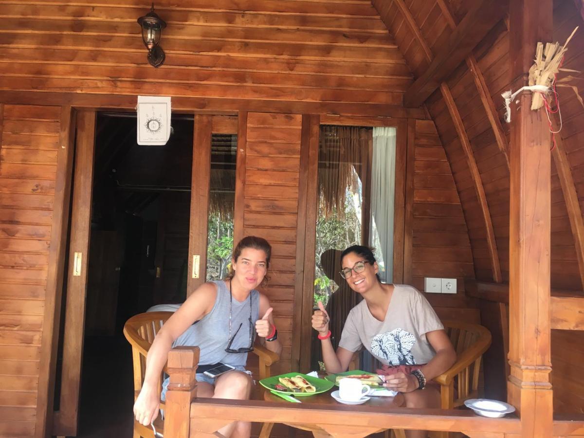 Bougainvillea Bungalow Batumadeg Eksteriør billede