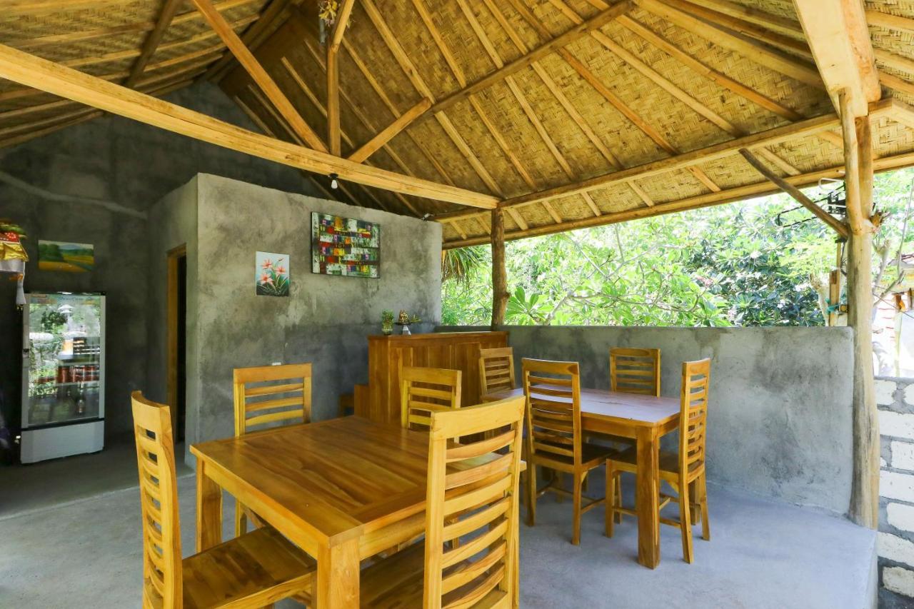 Bougainvillea Bungalow Batumadeg Eksteriør billede